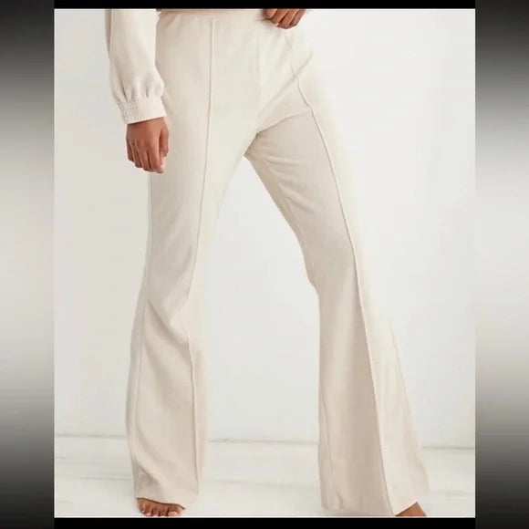 Aerie Groove-On Rib Velour Flare Pants/ Cream